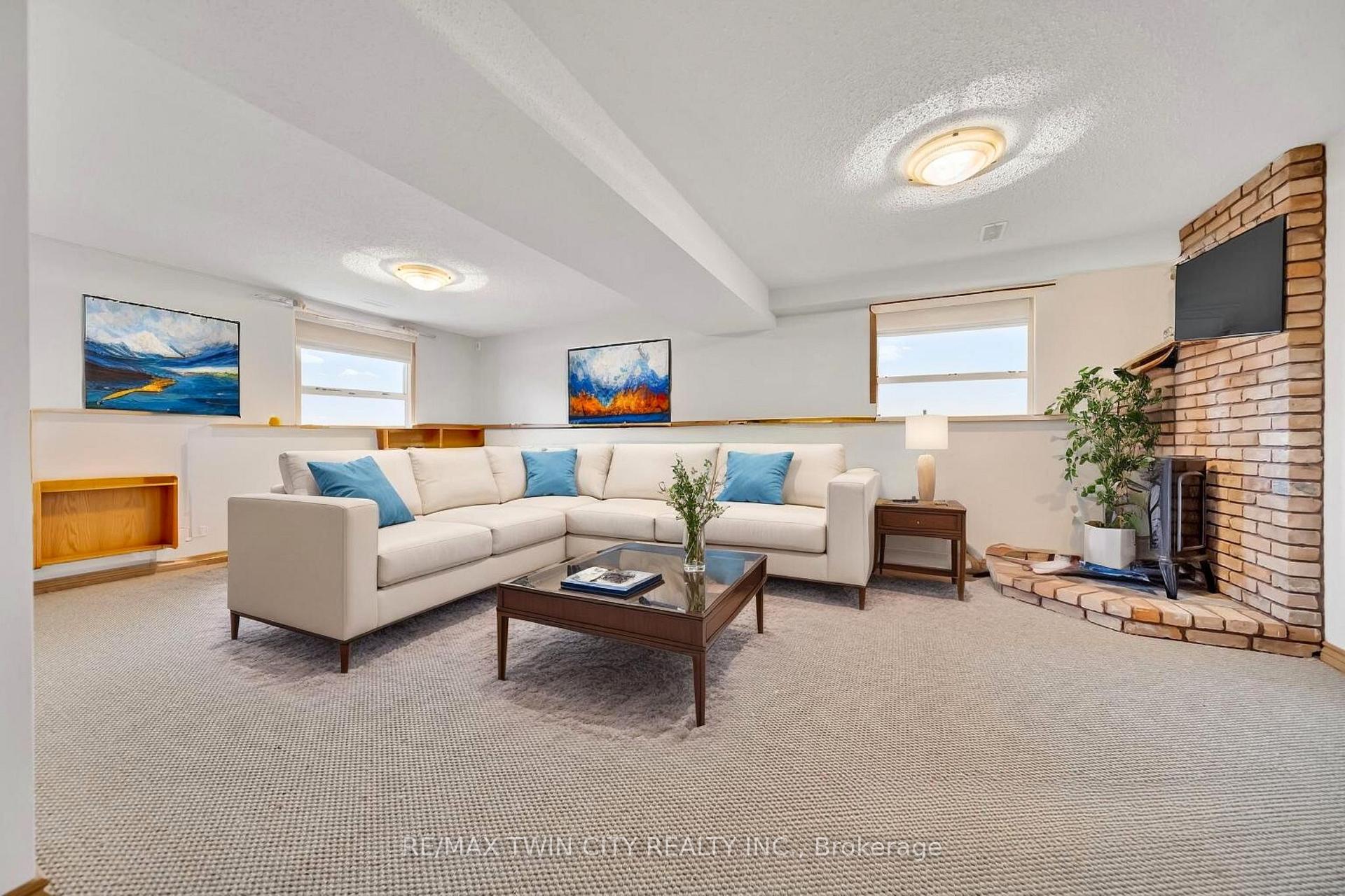 Photo 27 of 21 Oneida Place, Kitchener, Centreville Chicopee — HOMEH
