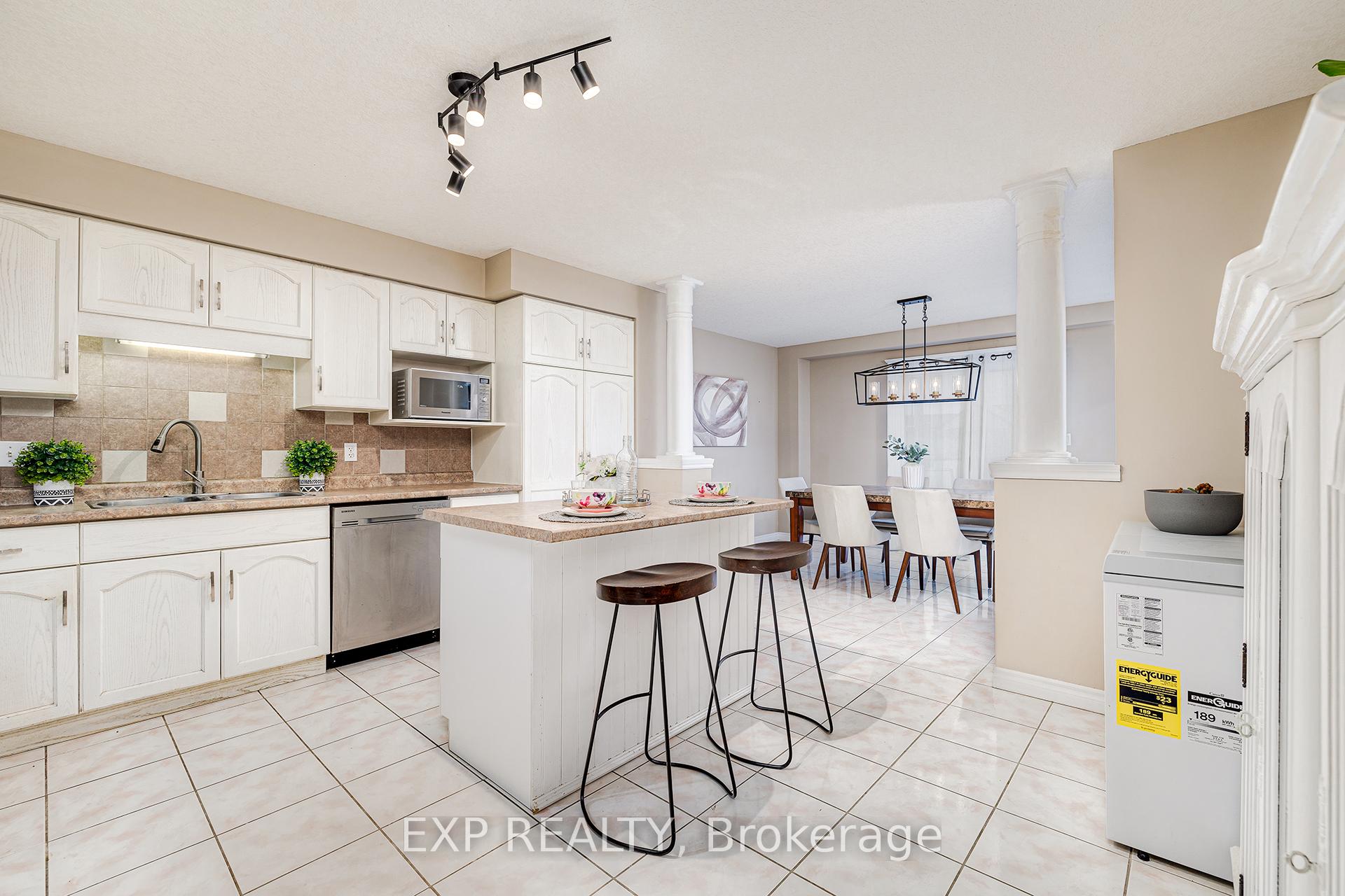 Photo 11 of 18 Highbarry Crescent, Kitchener — HOMEH