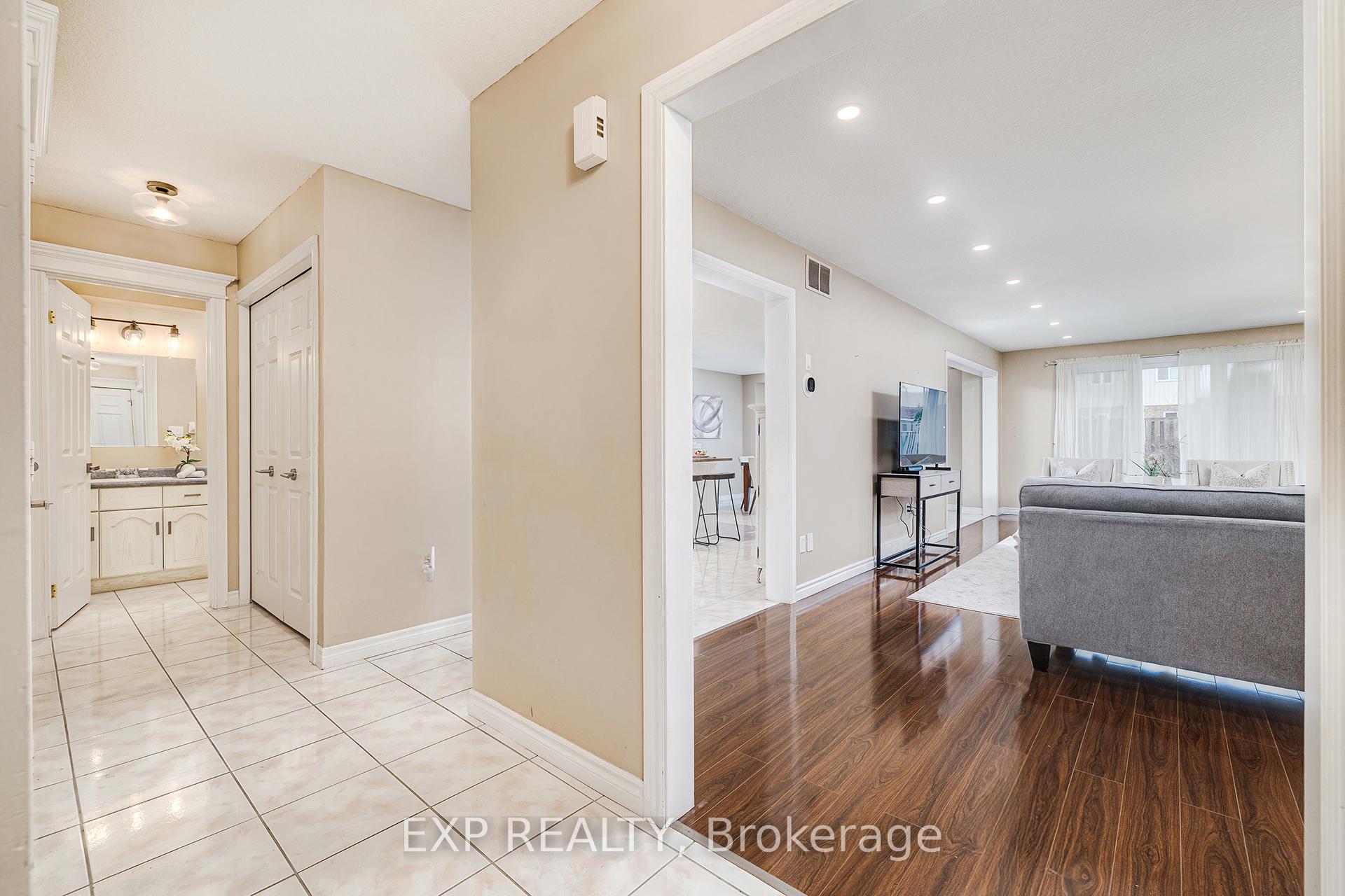 Photo 12 of 18 Highbarry Crescent, Kitchener — HOMEH