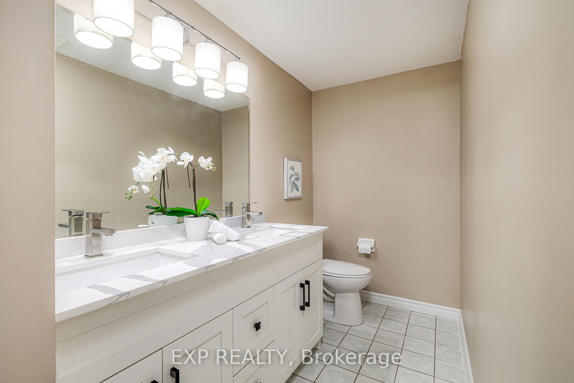 Photo 24 of 18 Highbarry Crescent, Kitchener — HOMEH