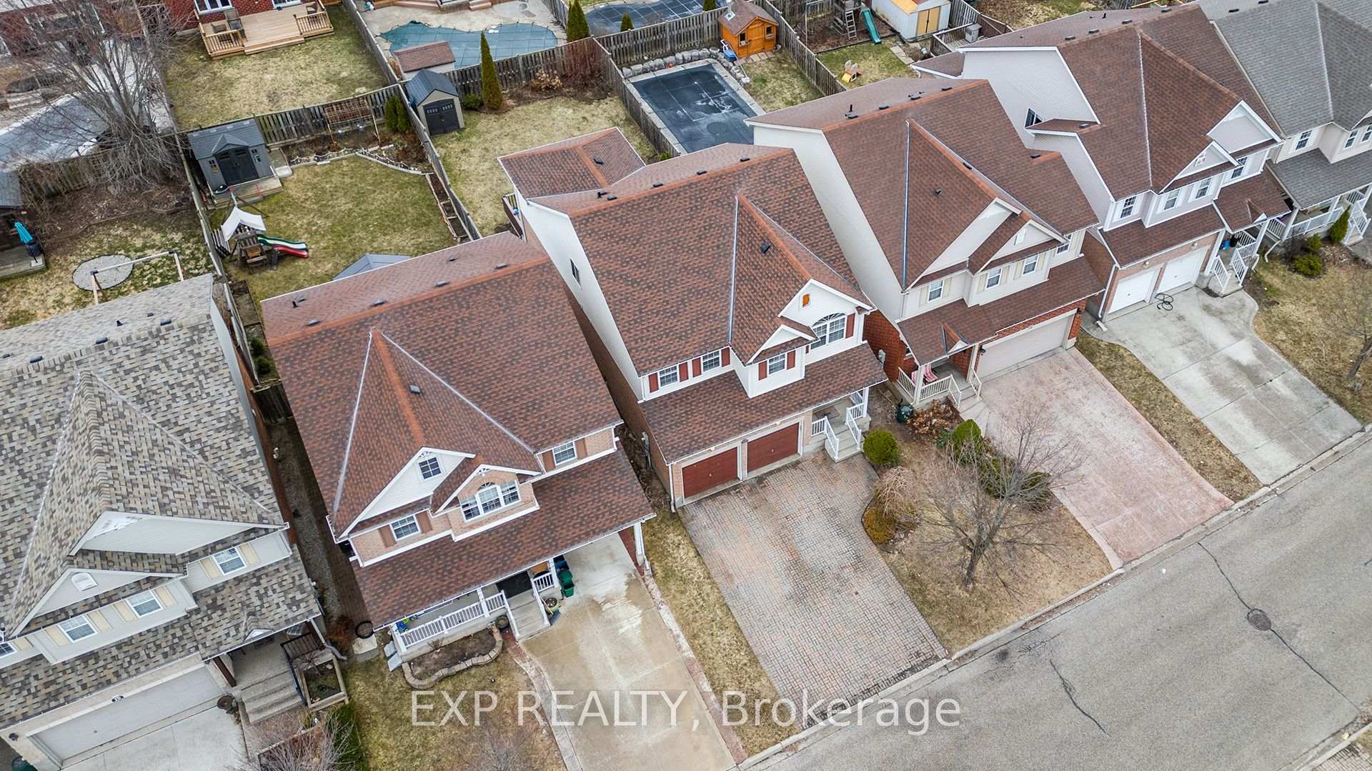Photo 26 of 18 Highbarry Crescent, Kitchener — HOMEH