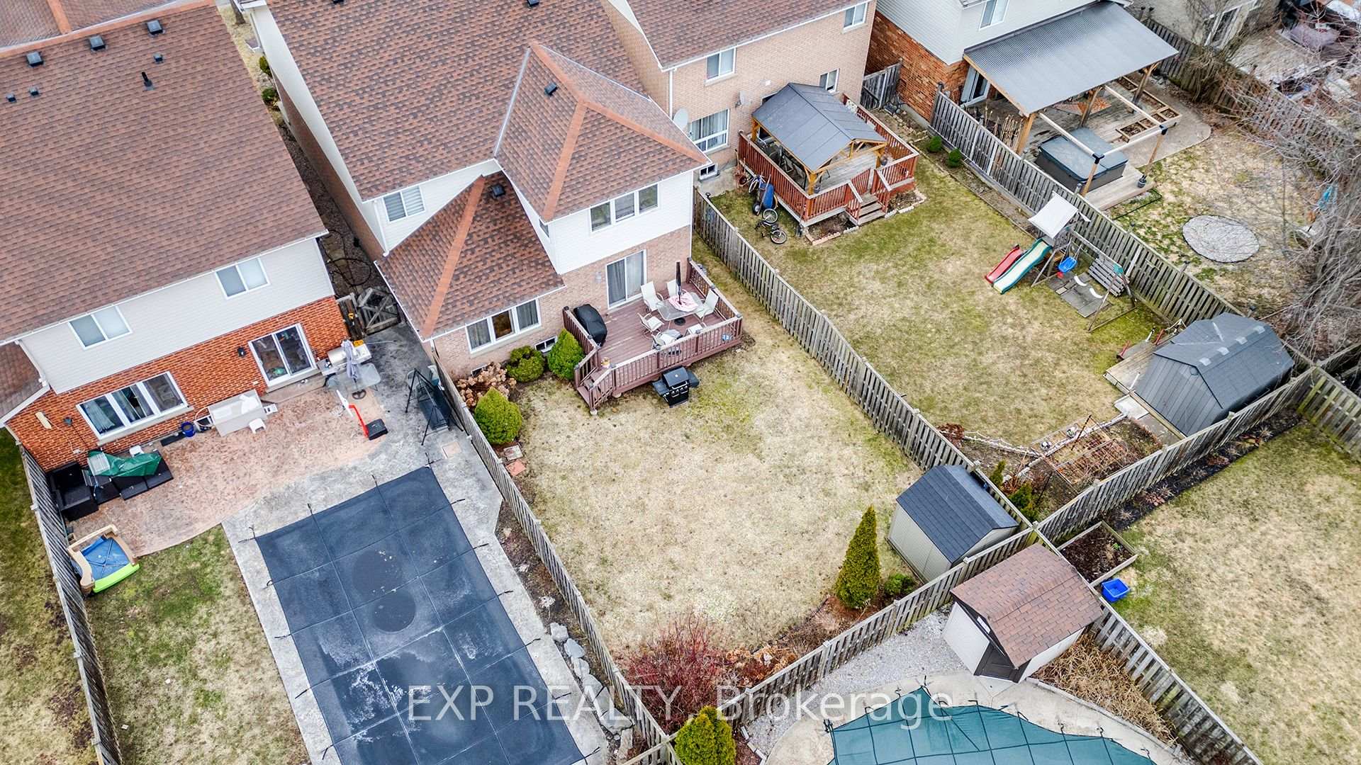 Photo 28 of 18 Highbarry Crescent, Kitchener — HOMEH