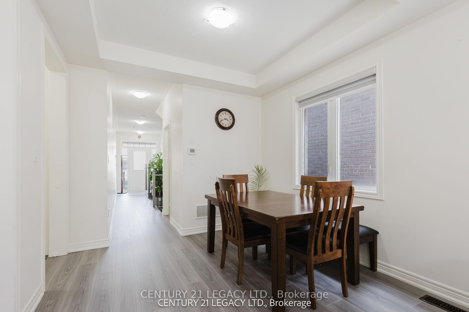 Photo 5 of 180 Agro Street, Hamilton, Waterdown — HOMEH
