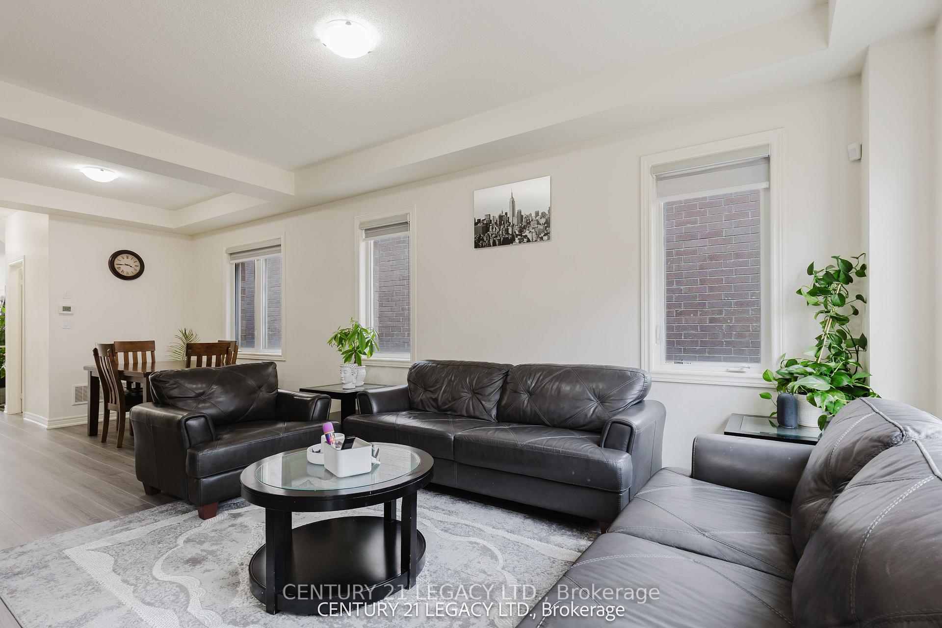 Photo 9 of 180 Agro Street, Hamilton, Waterdown — HOMEH