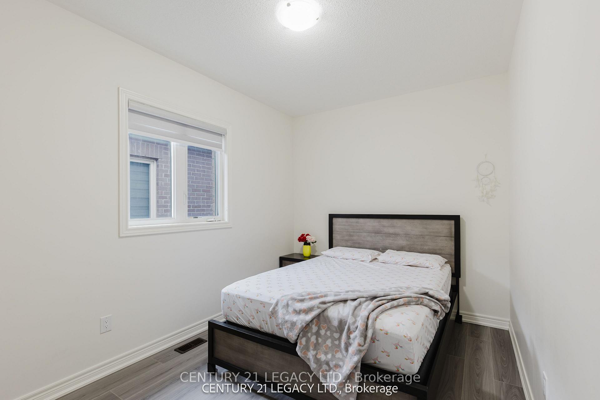 Photo 27 of 180 Agro Street, Hamilton, Waterdown — HOMEH