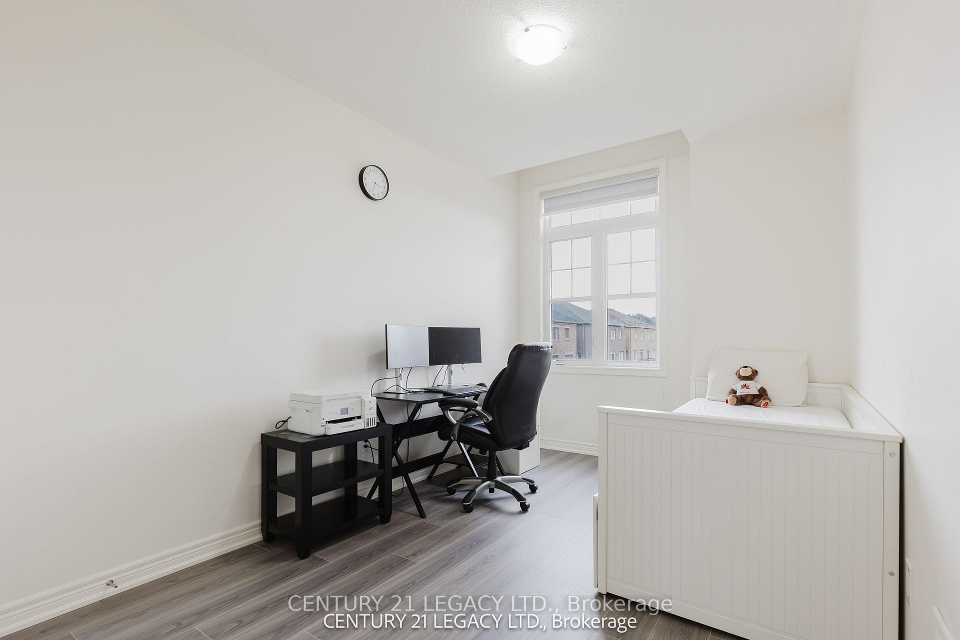 Photo 34 of 180 Agro Street, Hamilton, Waterdown — HOMEH