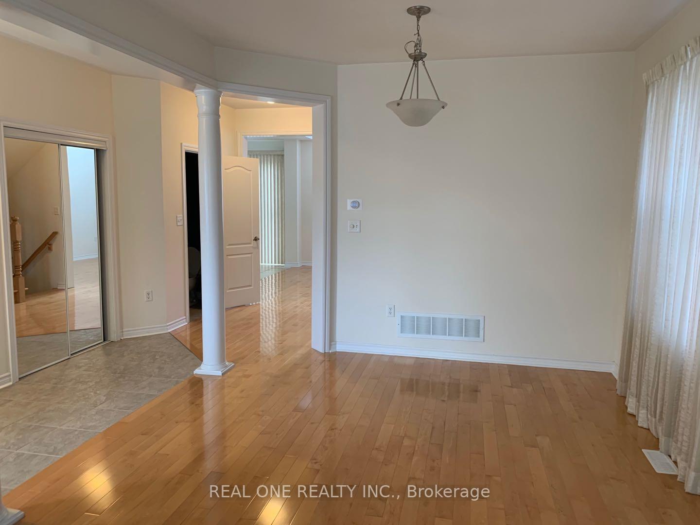 Photo 4 of 18 Armando Drive, Markham, Wismer — HOMEH