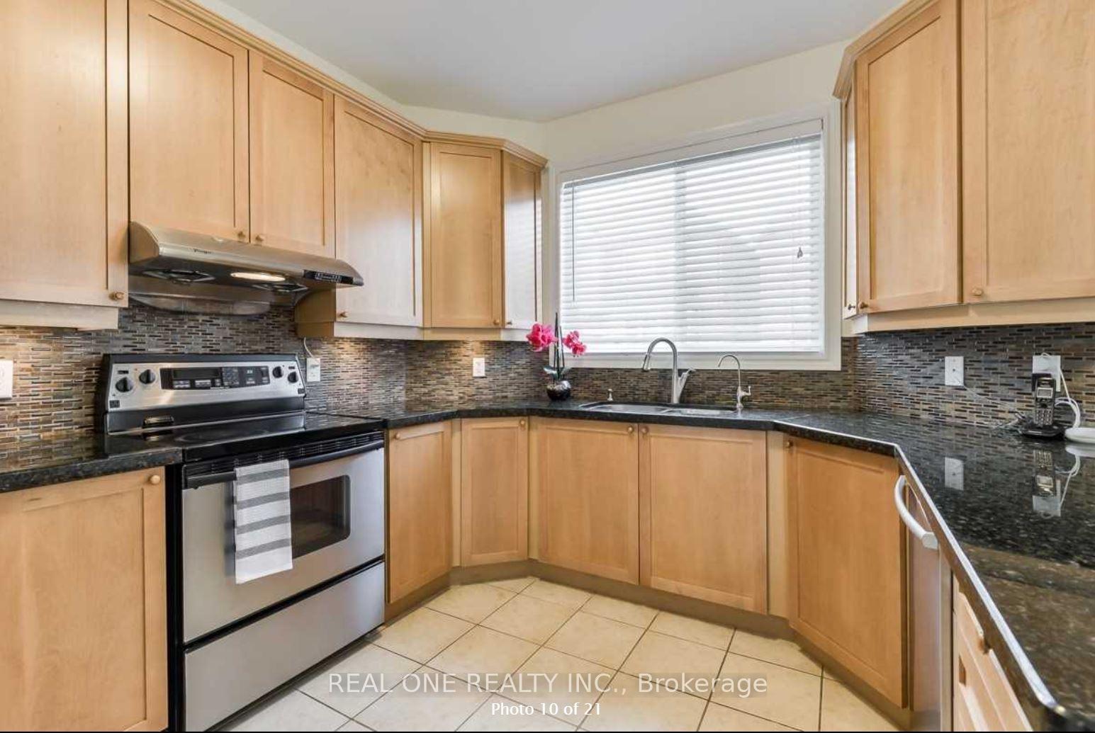 Photo 7 of 18 Armando Drive, Markham, Wismer — HOMEH
