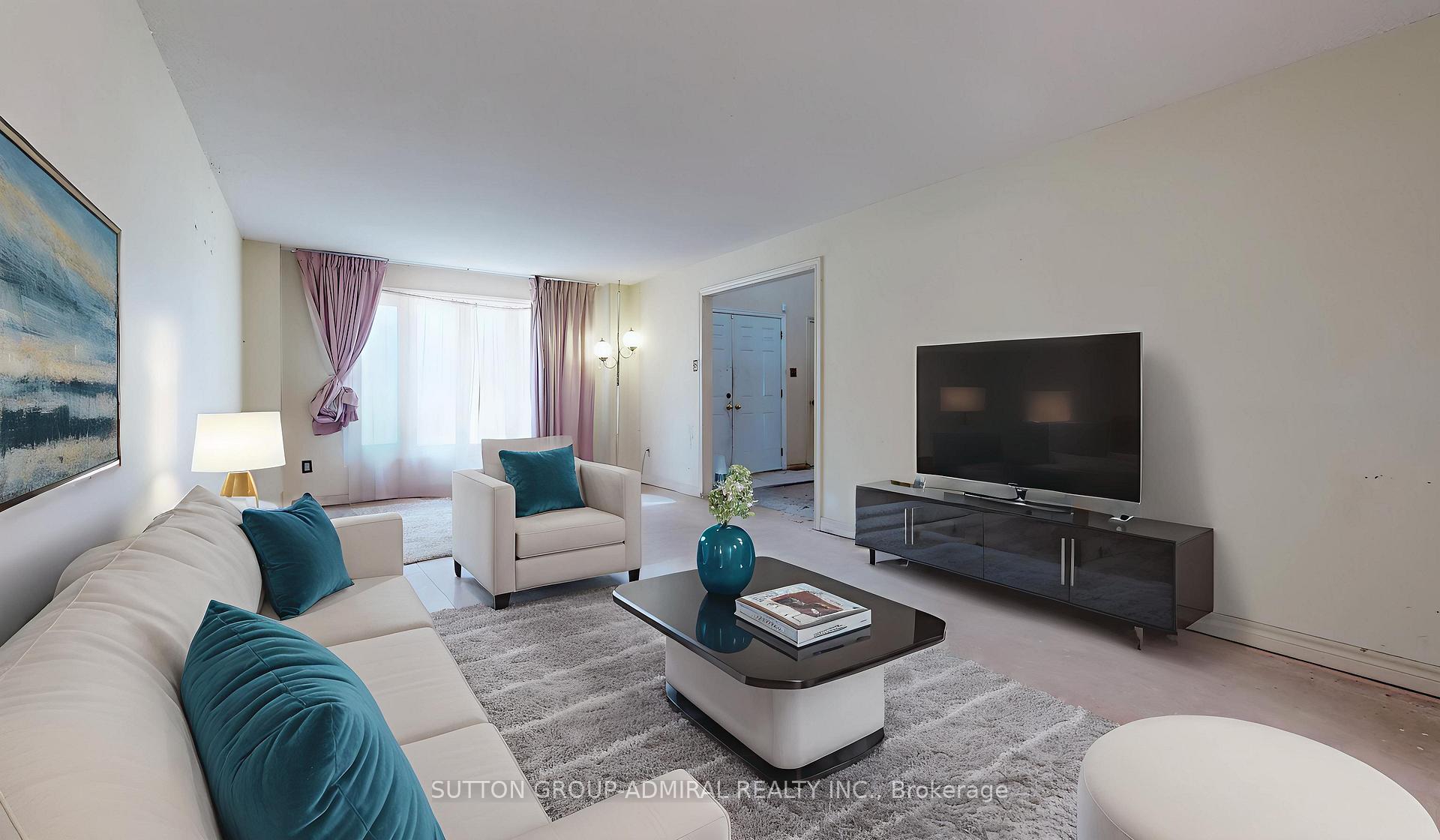 Photo 4 of 71 Featherstone Avenue, Markham, Middlefield — HOMEH