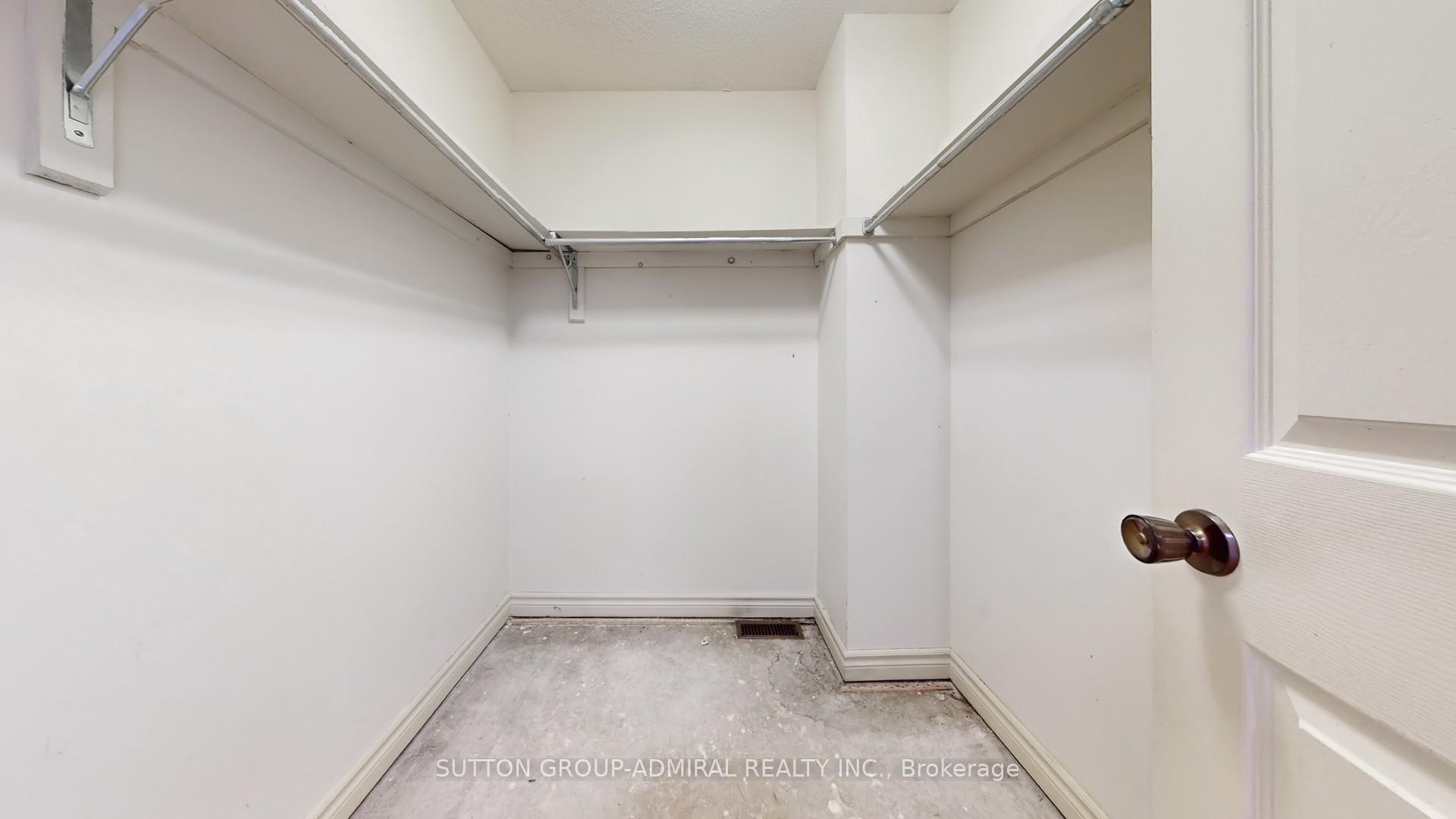 Photo 18 of 71 Featherstone Avenue, Markham, Middlefield — HOMEH