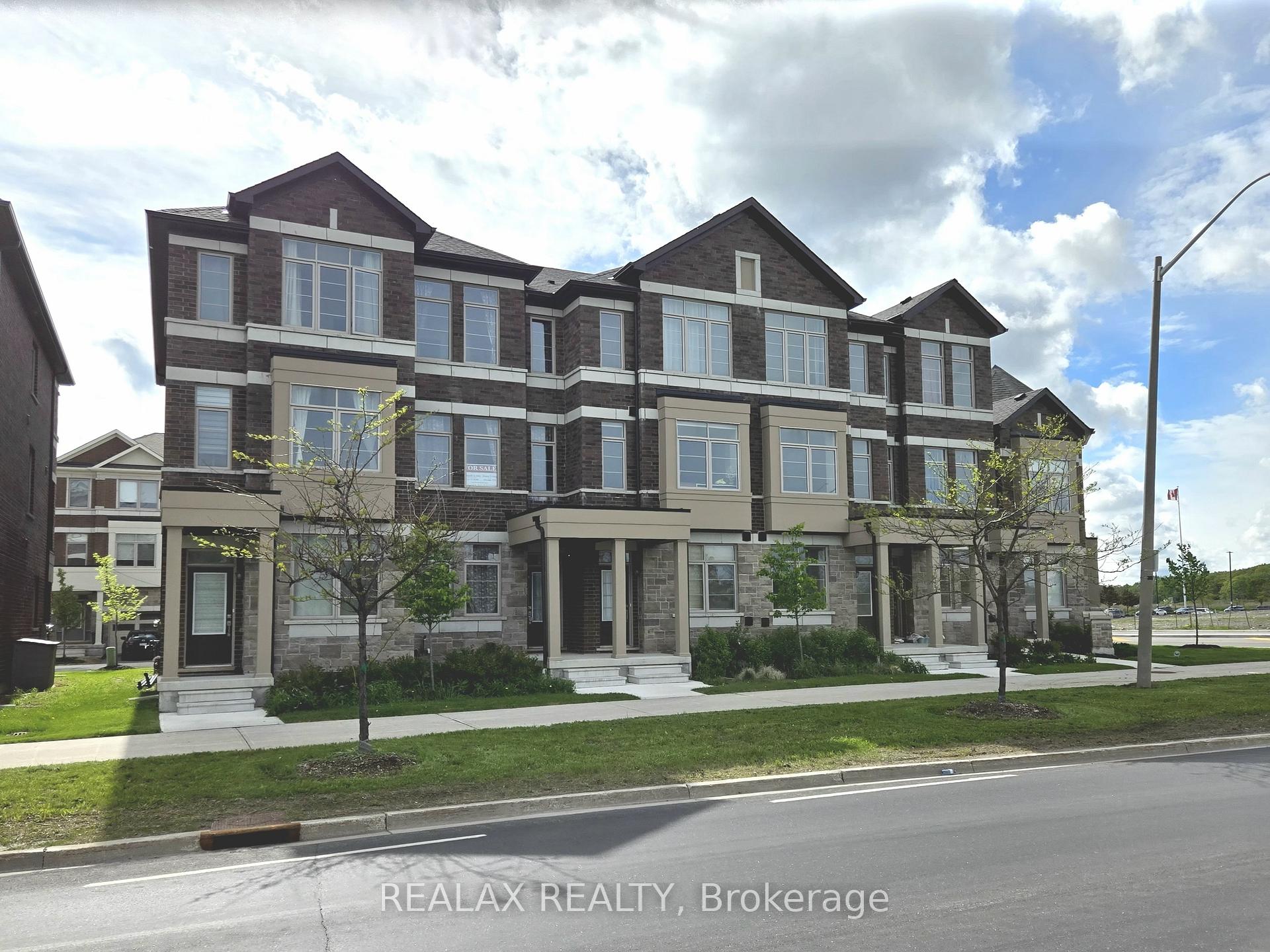 Front of 103 Carneros Way