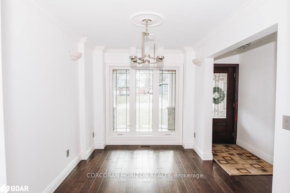 Photo 4 of 349 Fifth Street E, Midland — HOMEH