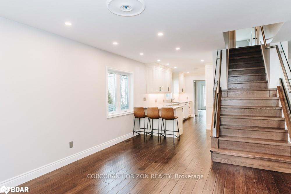 Photo 9 of 349 Fifth Street E, Midland — HOMEH