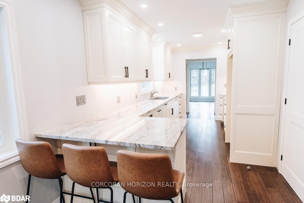 Photo 10 of 349 Fifth Street E, Midland — HOMEH