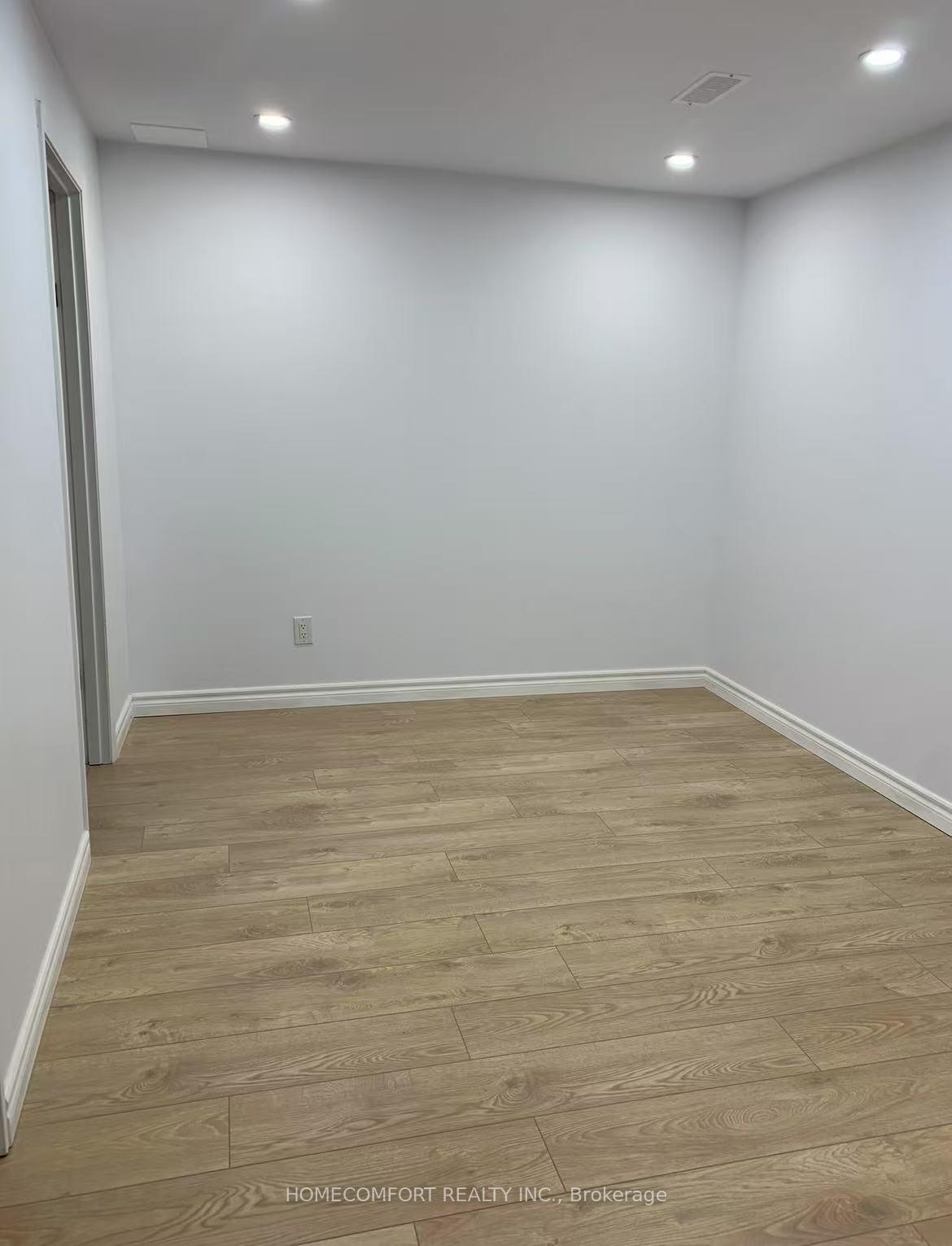 Photo 14 of 166 Sherwood Forest Drive, Markham, Bullock — HOMEH