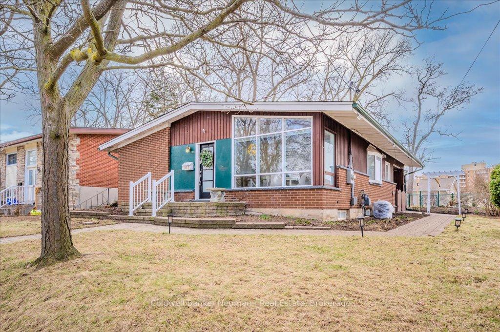 Photo 1 of 103 Hearth Crescent, Kitchener — HOMEH