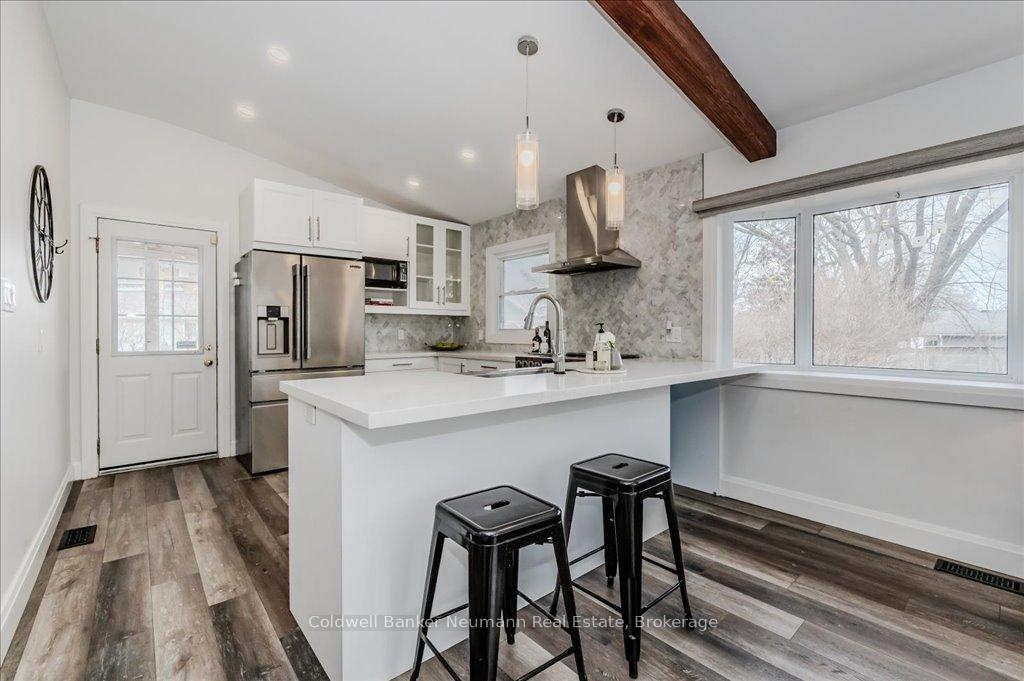 Photo 10 of 103 Hearth Crescent, Kitchener — HOMEH