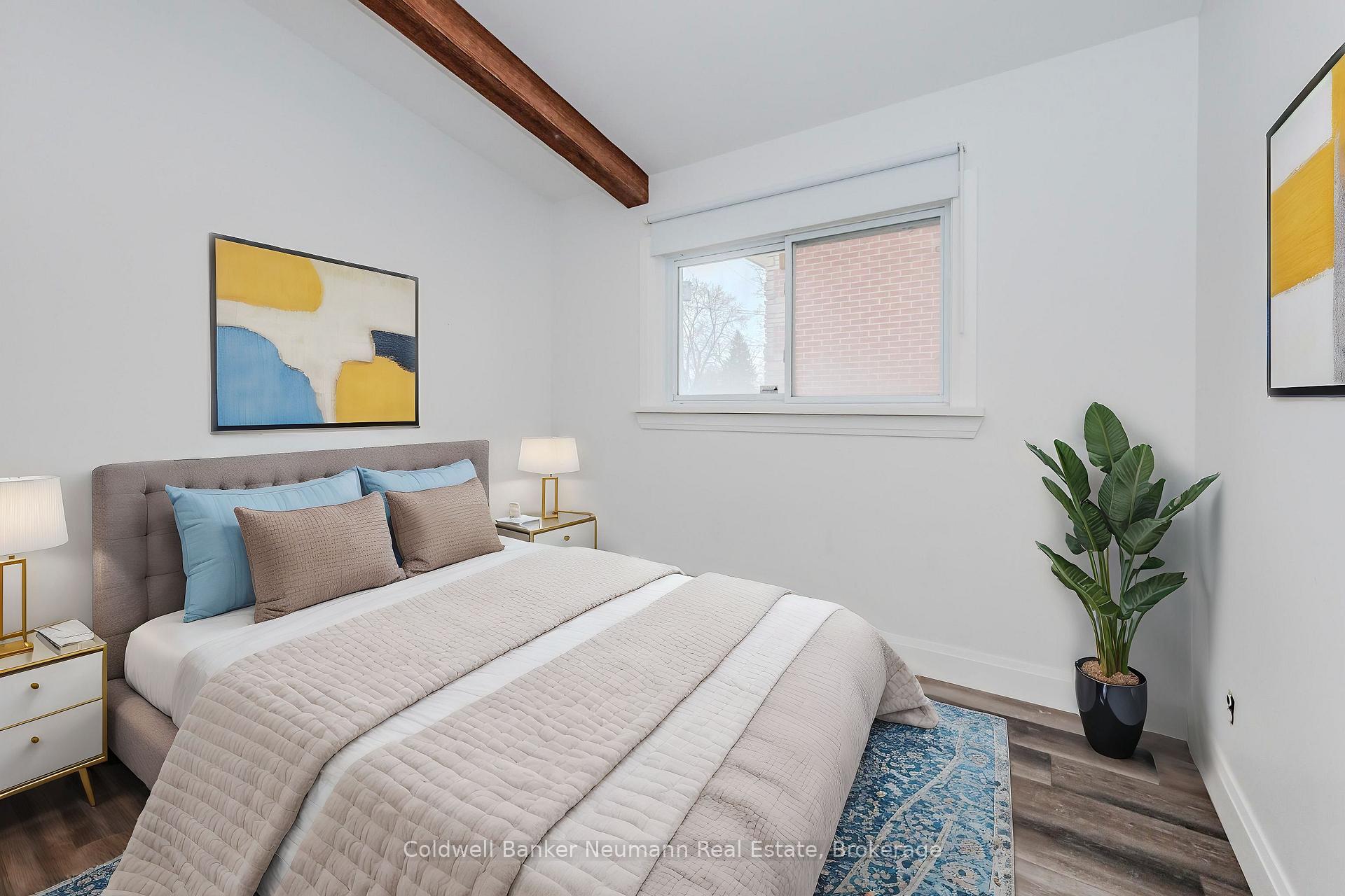 Photo 15 of 103 Hearth Crescent, Kitchener — HOMEH