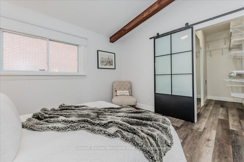 Photo 18 of 103 Hearth Crescent, Kitchener — HOMEH