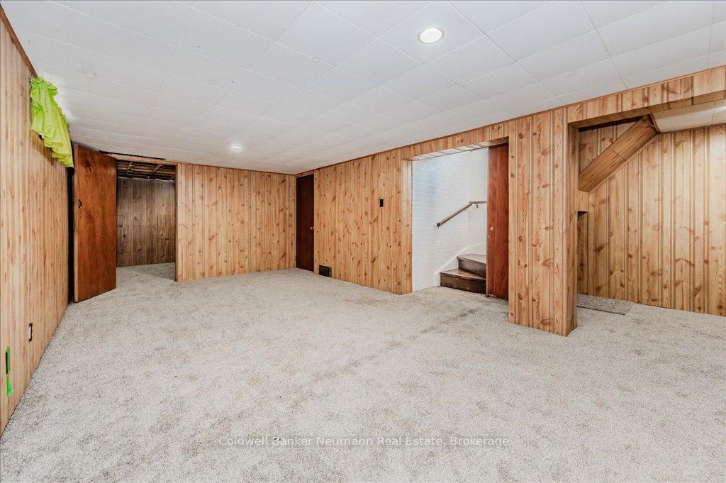 Photo 24 of 103 Hearth Crescent, Kitchener — HOMEH