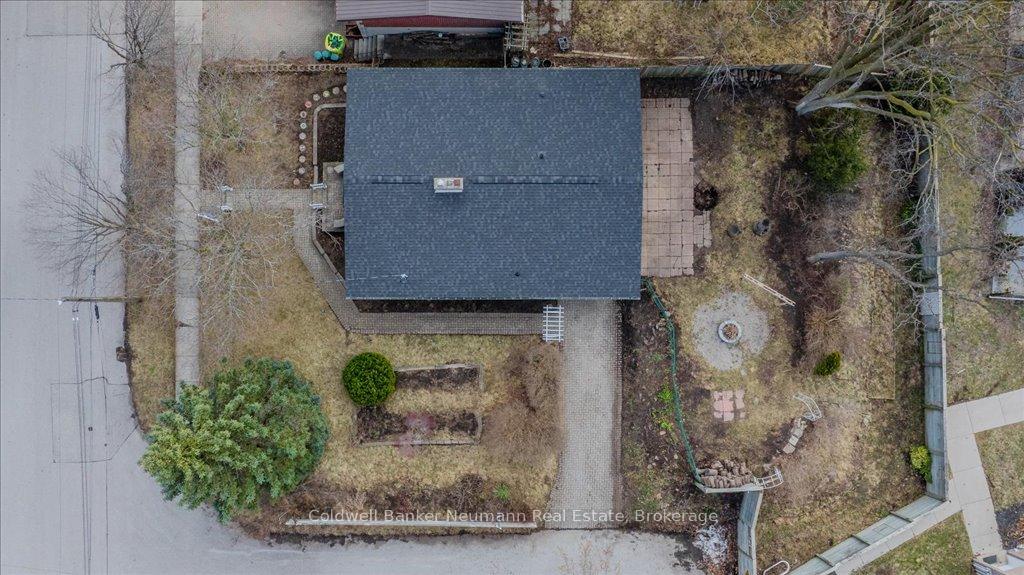 Photo 33 of 103 Hearth Crescent, Kitchener — HOMEH