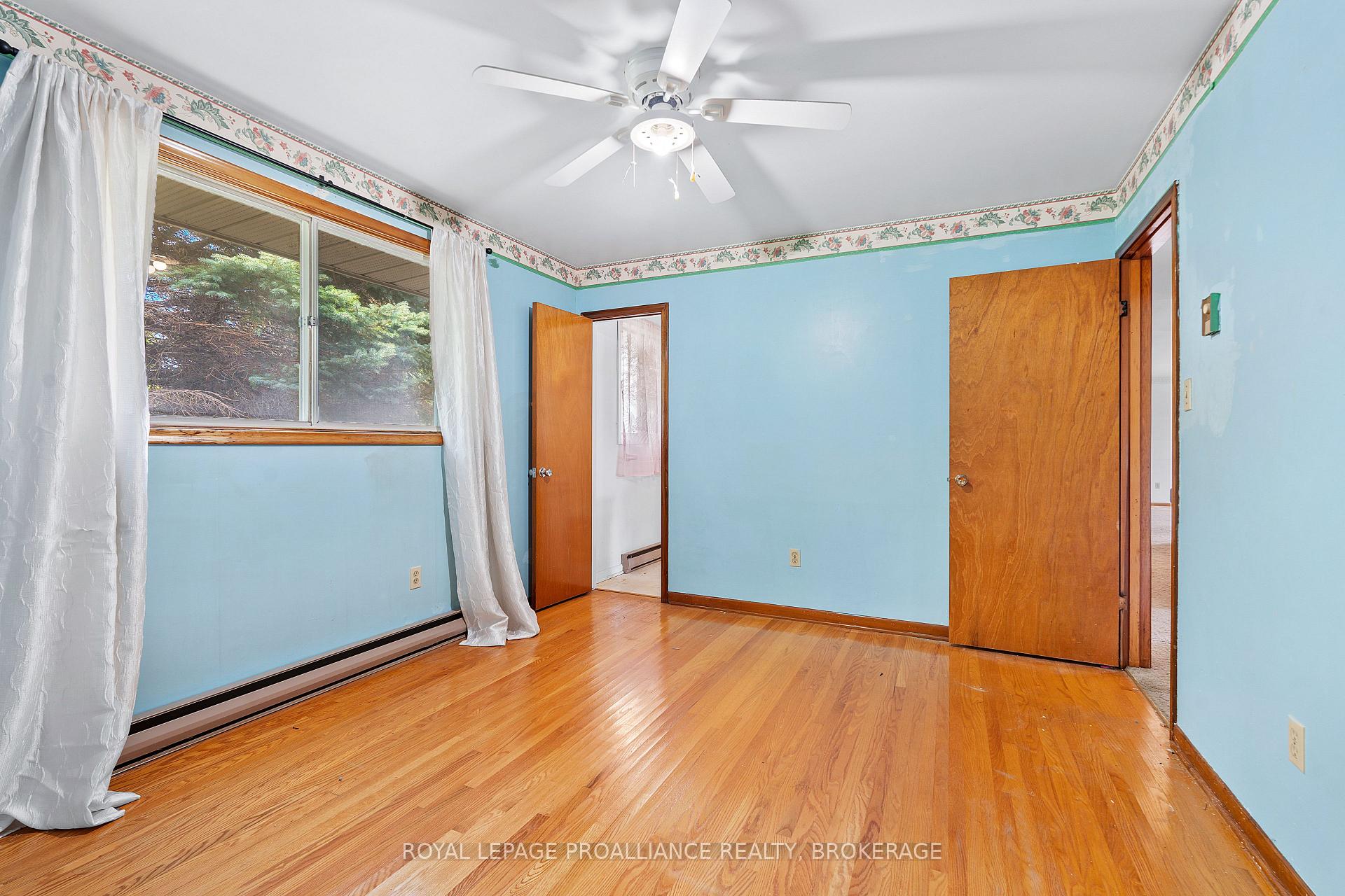 Photo 17 of 327 Avenue Road, Kingston, West of Sir John A. Blvd — HOMEH