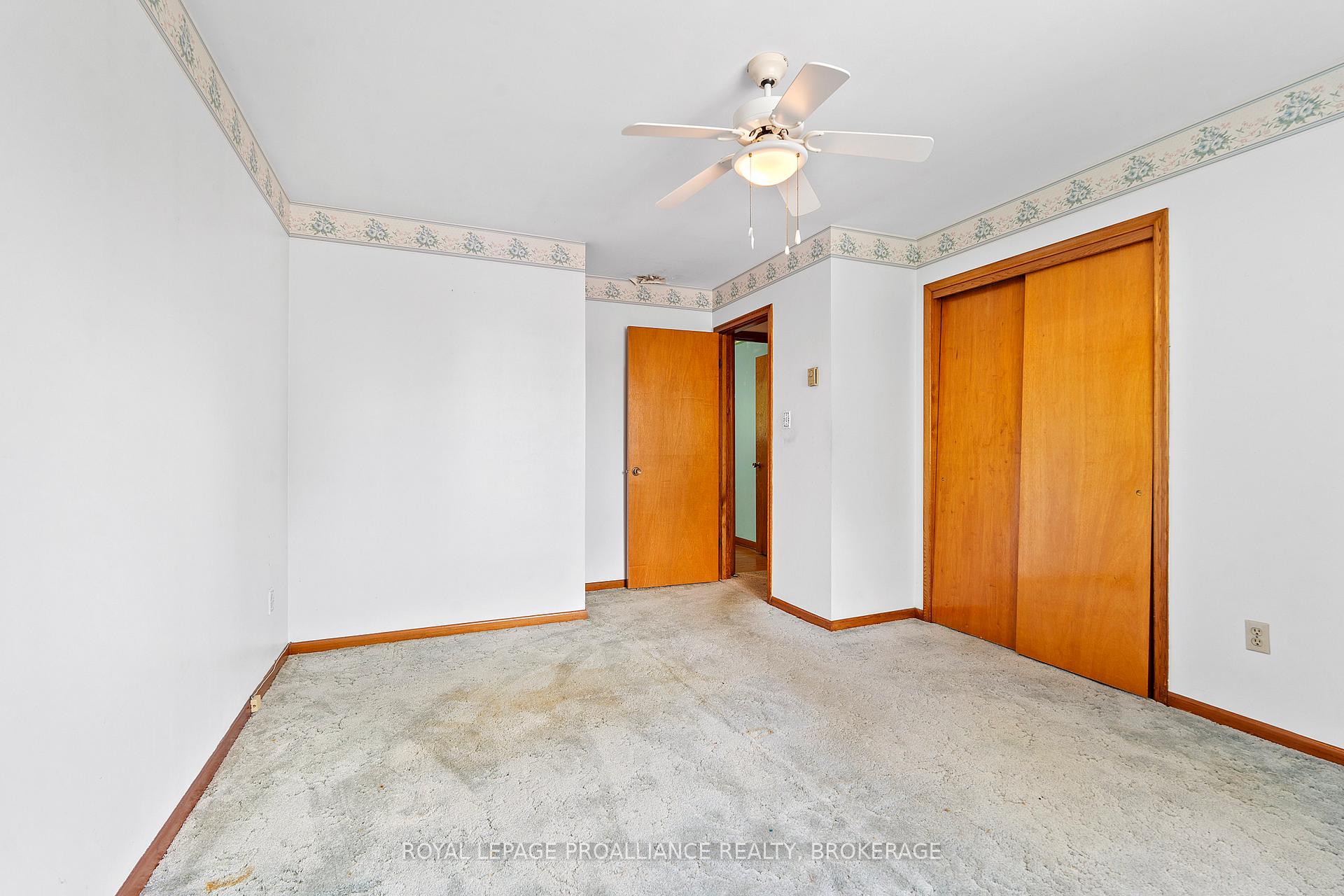 Photo 19 of 327 Avenue Road, Kingston, West of Sir John A. Blvd — HOMEH