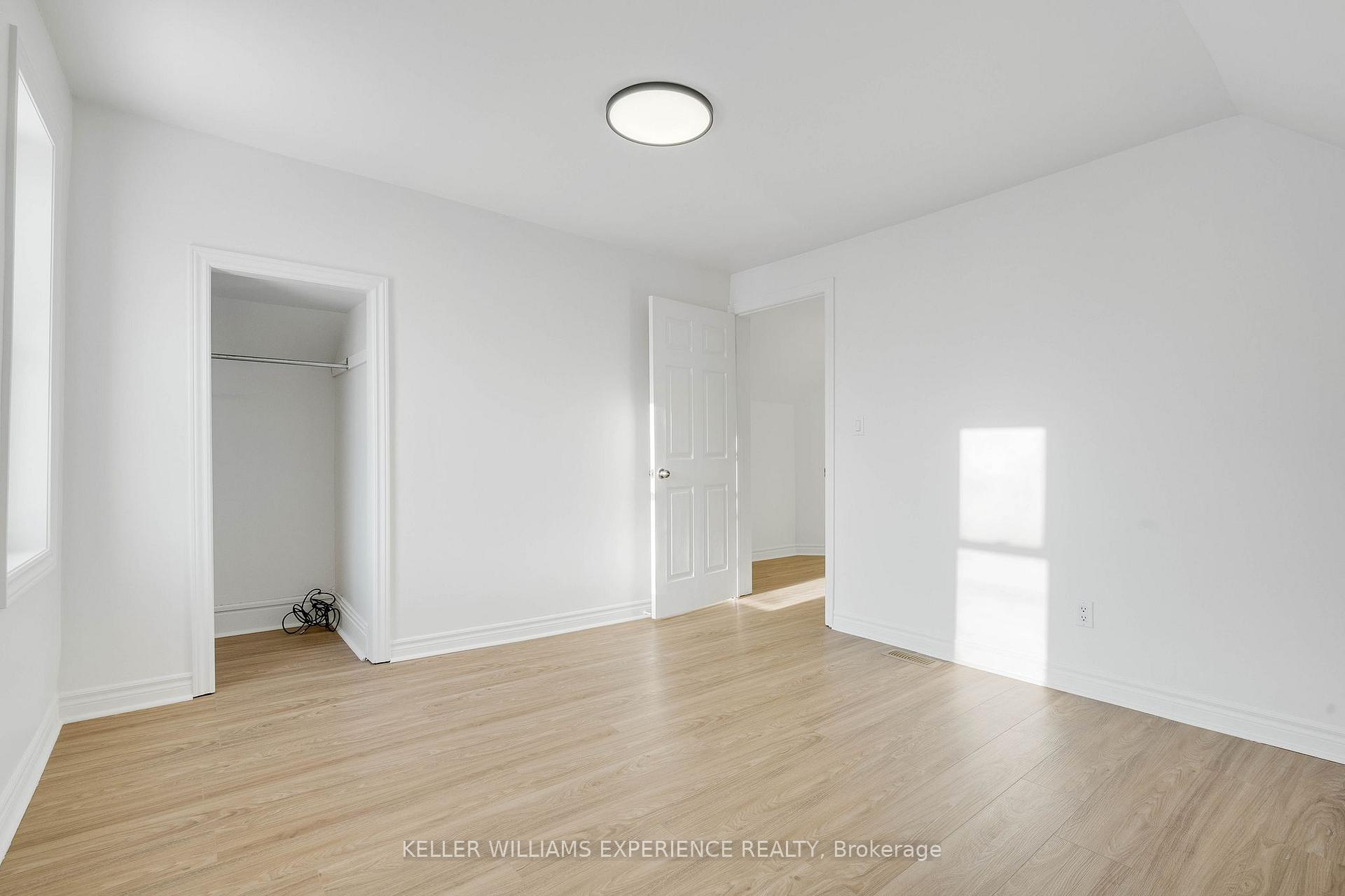 Photo 20 of 608 Bay Street, Midland — HOMEH