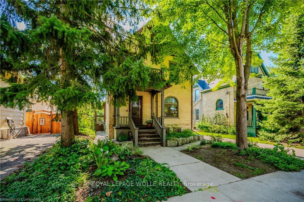 Photo 2 of 7 Richmond Avenue, Kitchener — HOMEH