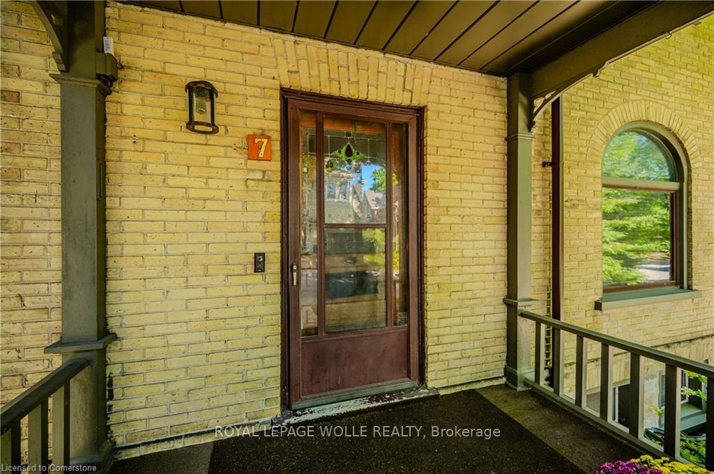 Photo 4 of 7 Richmond Avenue, Kitchener — HOMEH