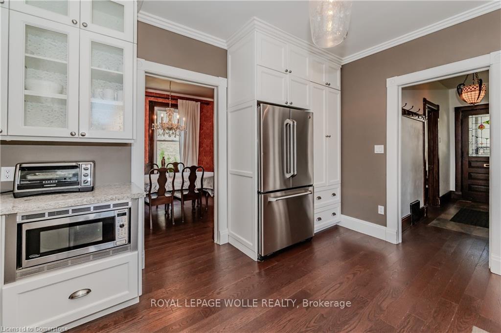 Photo 13 of 7 Richmond Avenue, Kitchener — HOMEH