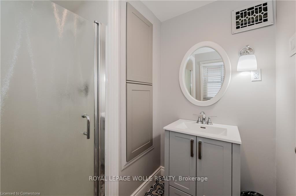 Photo 18 of 7 Richmond Avenue, Kitchener — HOMEH