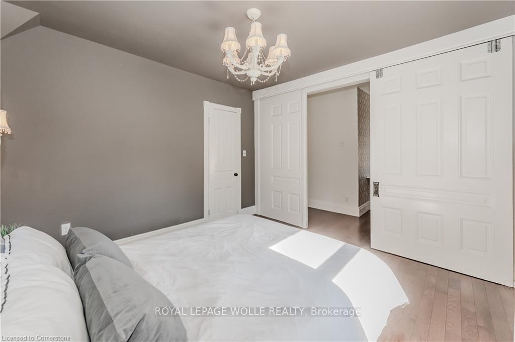 Photo 25 of 7 Richmond Avenue, Kitchener — HOMEH