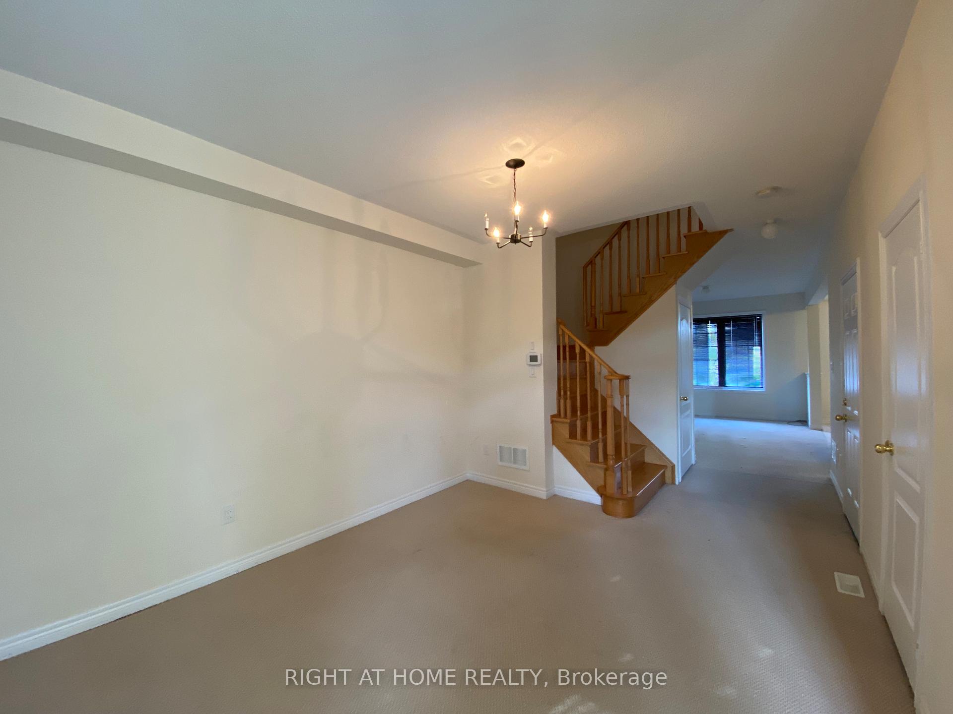 Photo 2 of 101 Hammersly Boulevard, Markham, Wismer — HOMEH