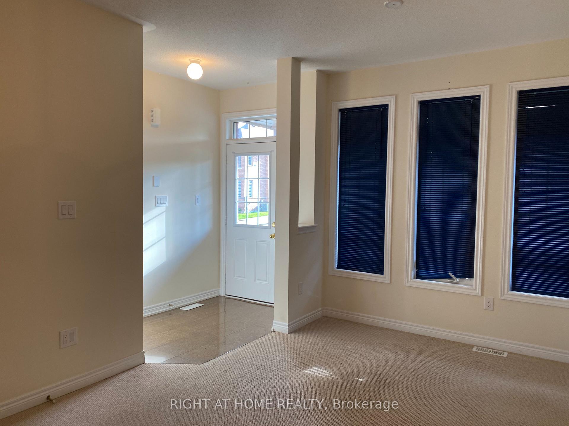 Photo 5 of 101 Hammersly Boulevard, Markham, Wismer — HOMEH