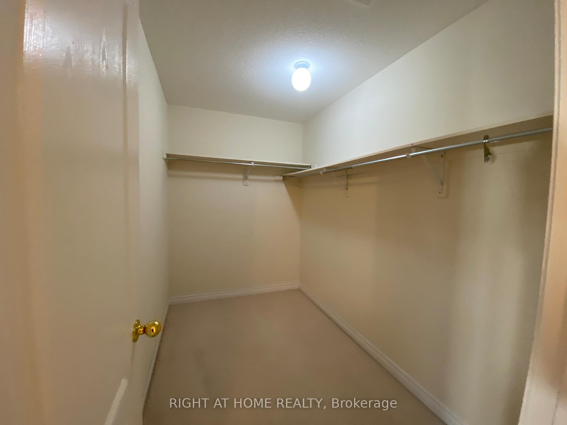 Photo 18 of 101 Hammersly Boulevard, Markham, Wismer — HOMEH