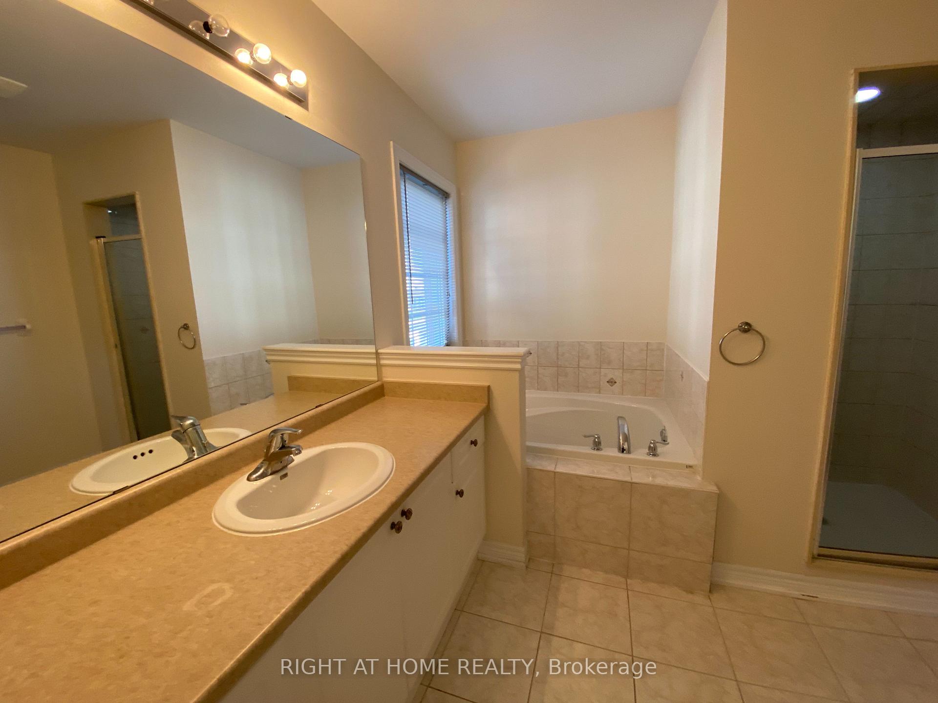 Photo 21 of 101 Hammersly Boulevard, Markham, Wismer — HOMEH