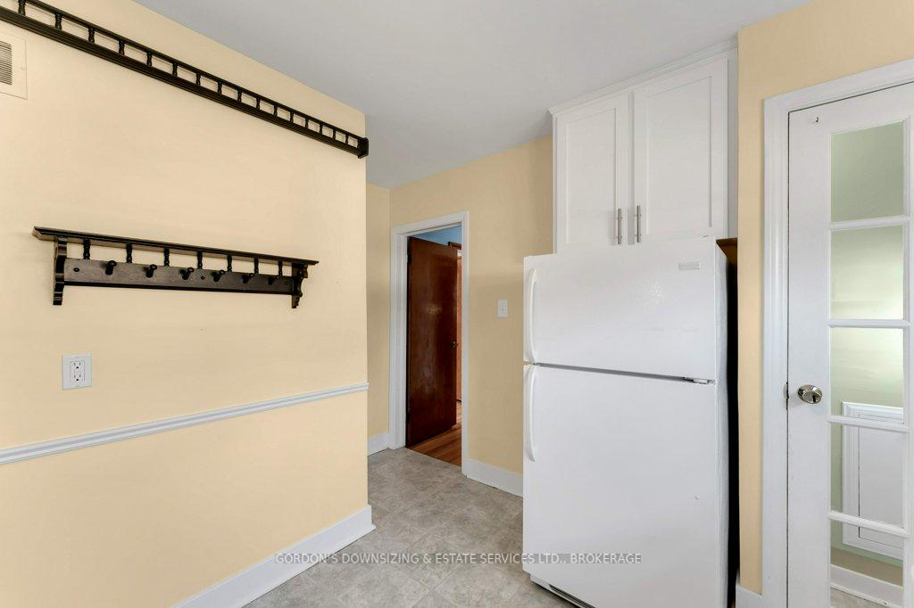 Photo 15 of 19 Cameron Street, Kingston, East of Sir John A. Blvd — HOMEH