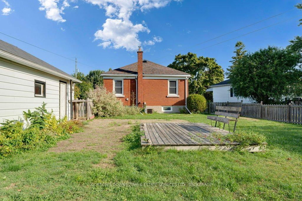 Photo 42 of 19 Cameron Street, Kingston, East of Sir John A. Blvd — HOMEH