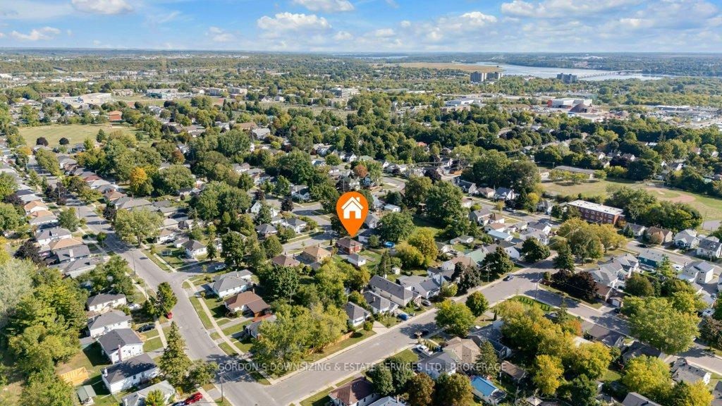 Photo 49 of 19 Cameron Street, Kingston, East of Sir John A. Blvd — HOMEH