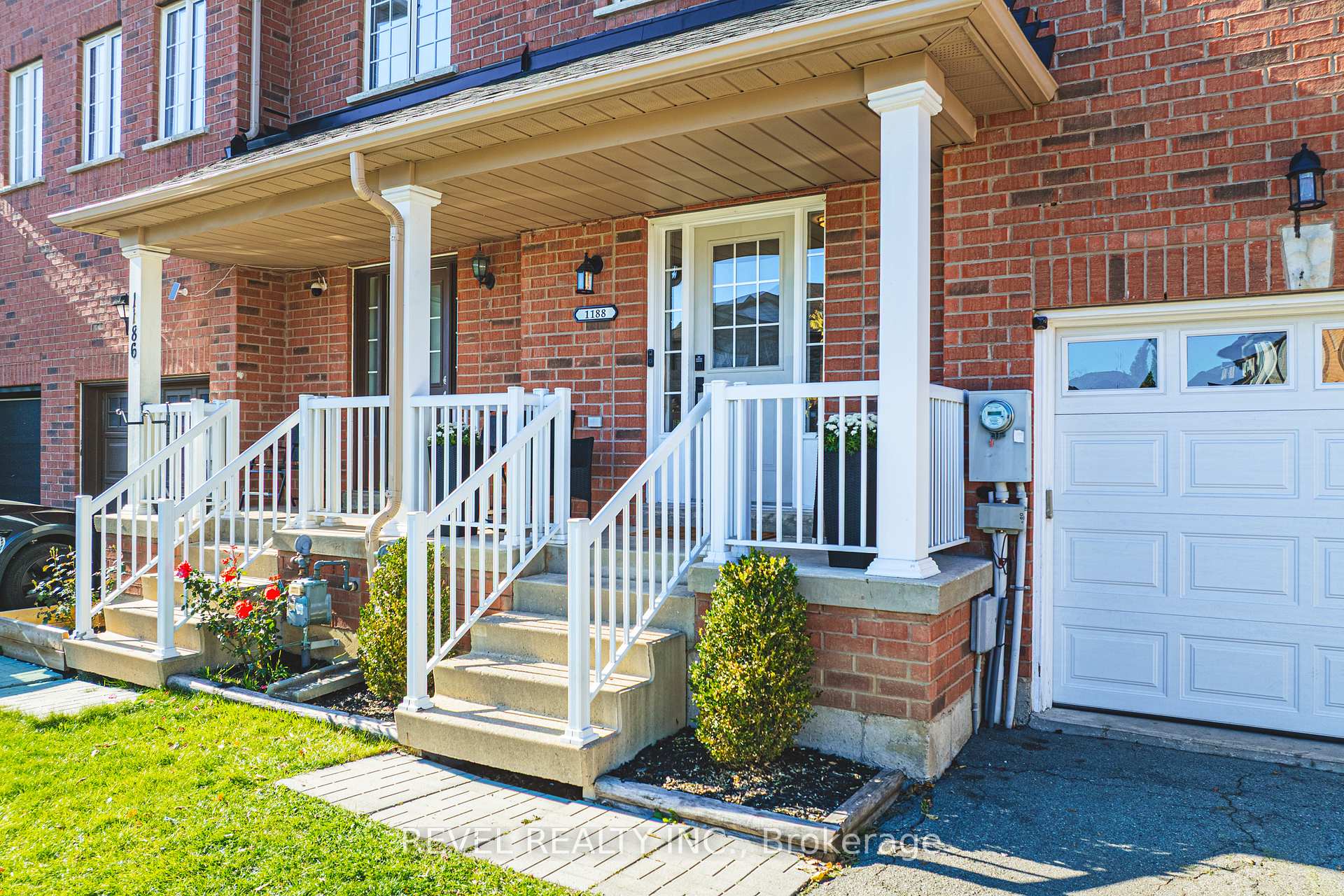 Photo 2 of 1188 Bonin Crescent, Milton, Clarke — HOMEH
