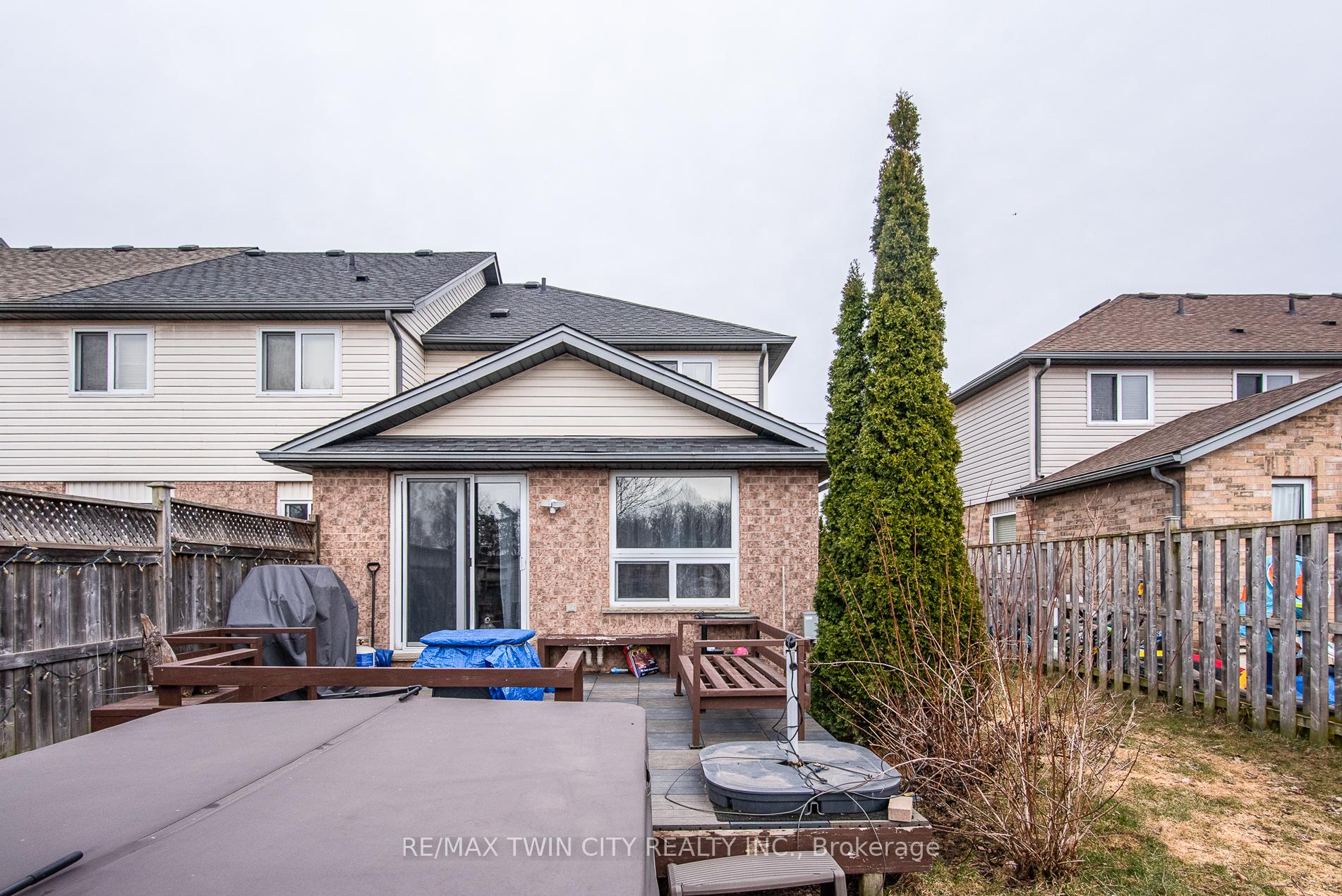 Photo 8 of 143 Activa Avenue, Kitchener — HOMEH