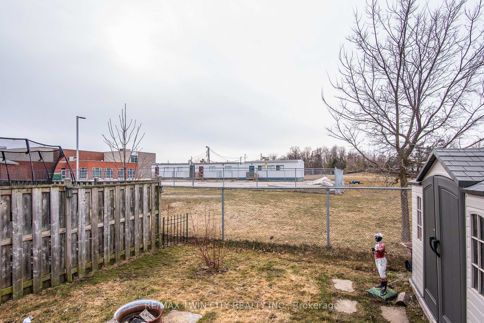 Photo 11 of 143 Activa Avenue, Kitchener — HOMEH