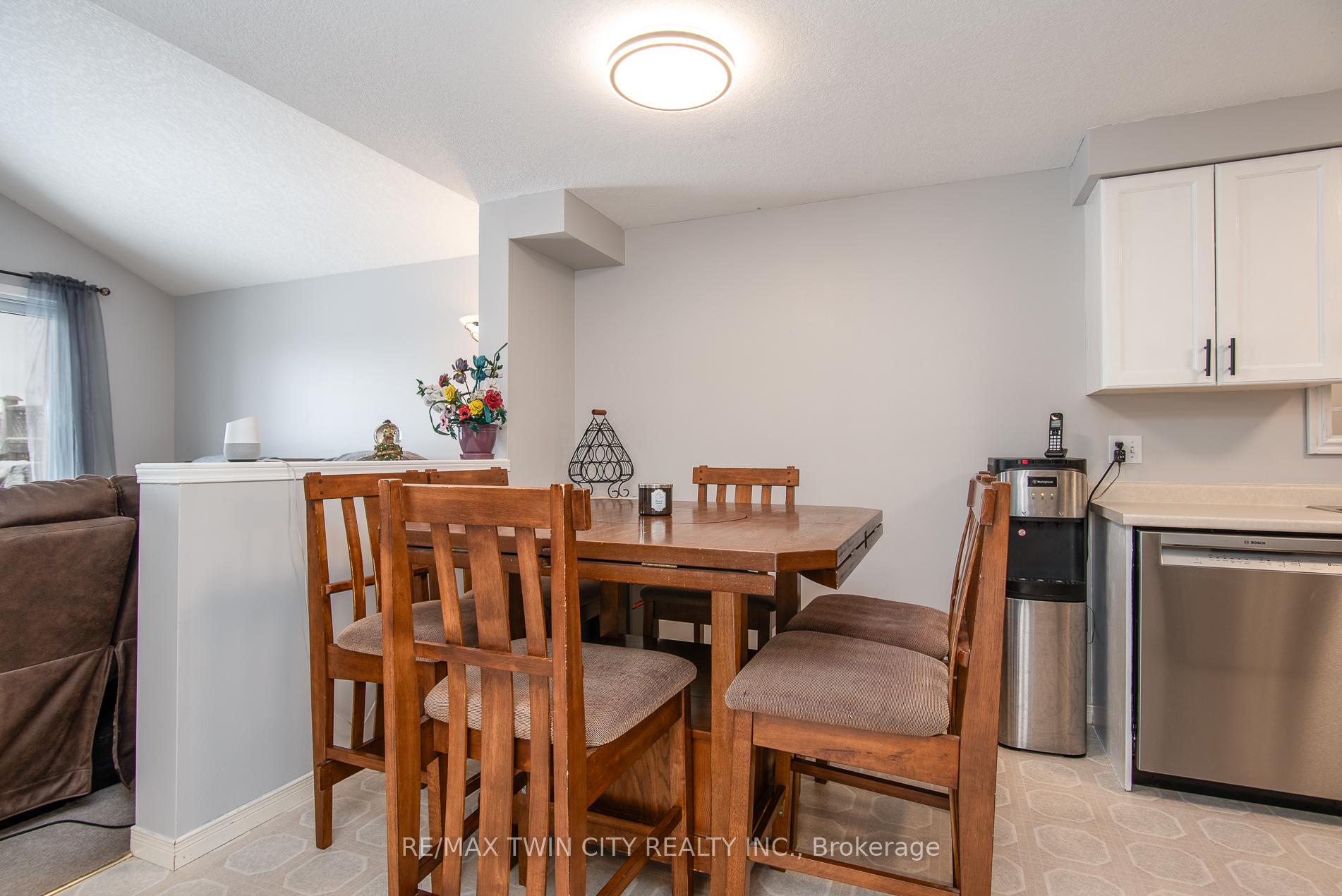 Photo 24 of 143 Activa Avenue, Kitchener — HOMEH