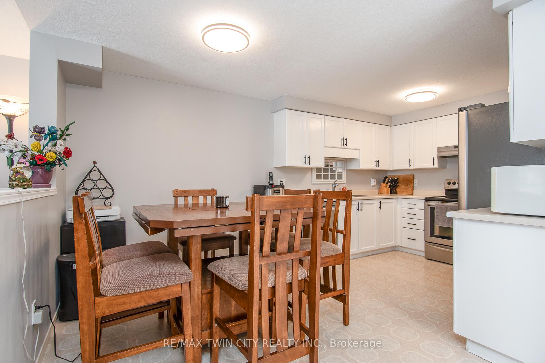 Photo 25 of 143 Activa Avenue, Kitchener — HOMEH