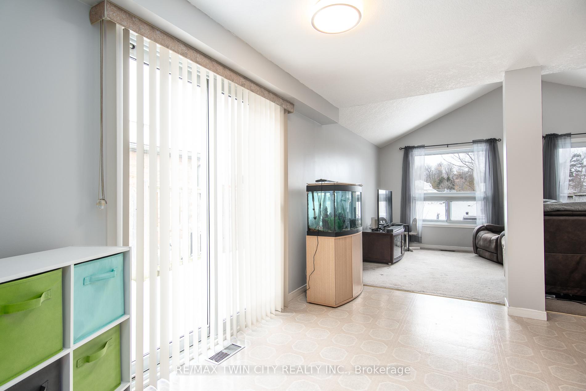 Photo 26 of 143 Activa Avenue, Kitchener — HOMEH
