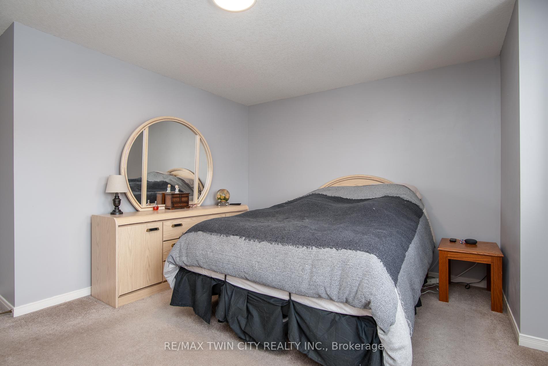 Photo 35 of 143 Activa Avenue, Kitchener — HOMEH