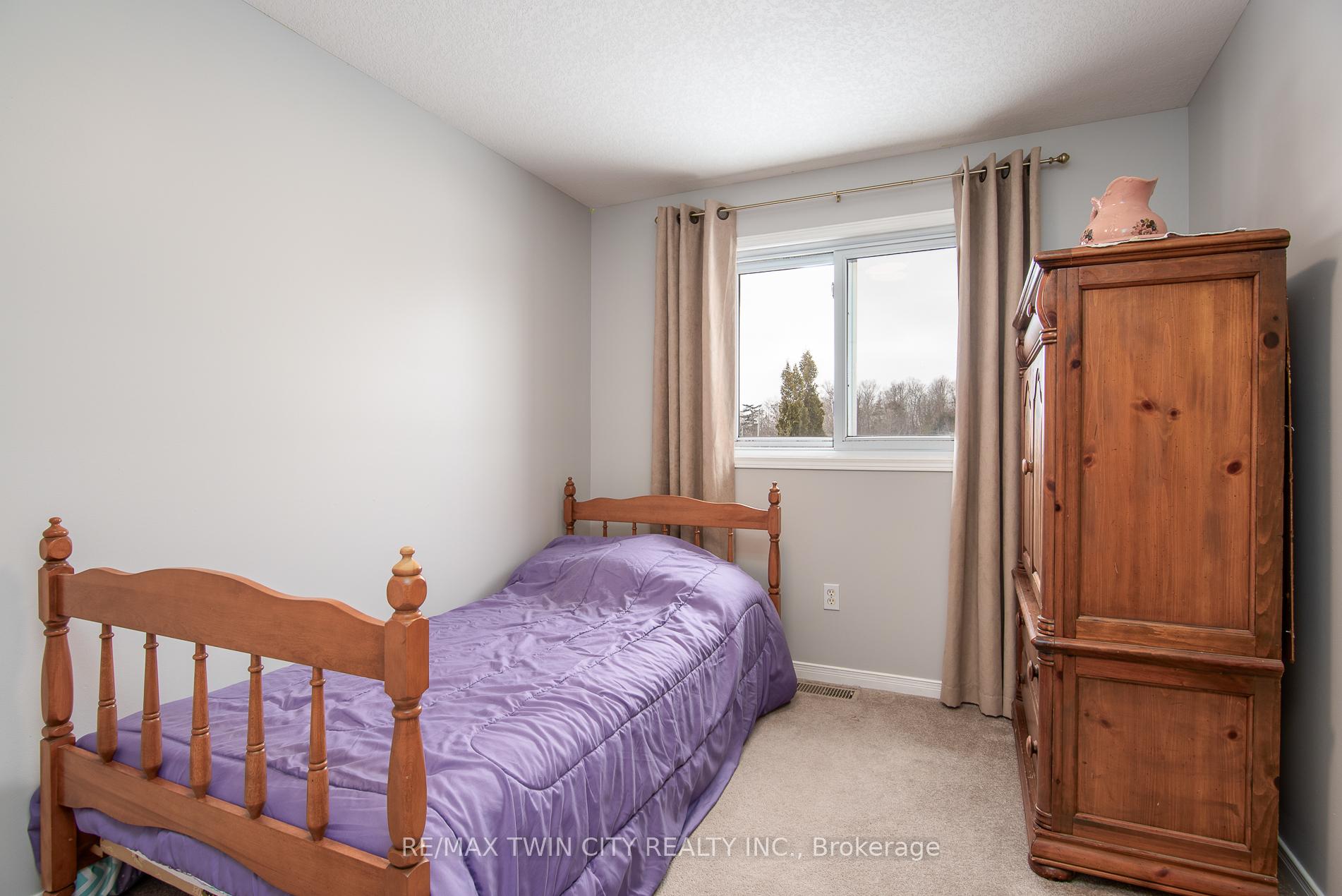 Photo 37 of 143 Activa Avenue, Kitchener — HOMEH