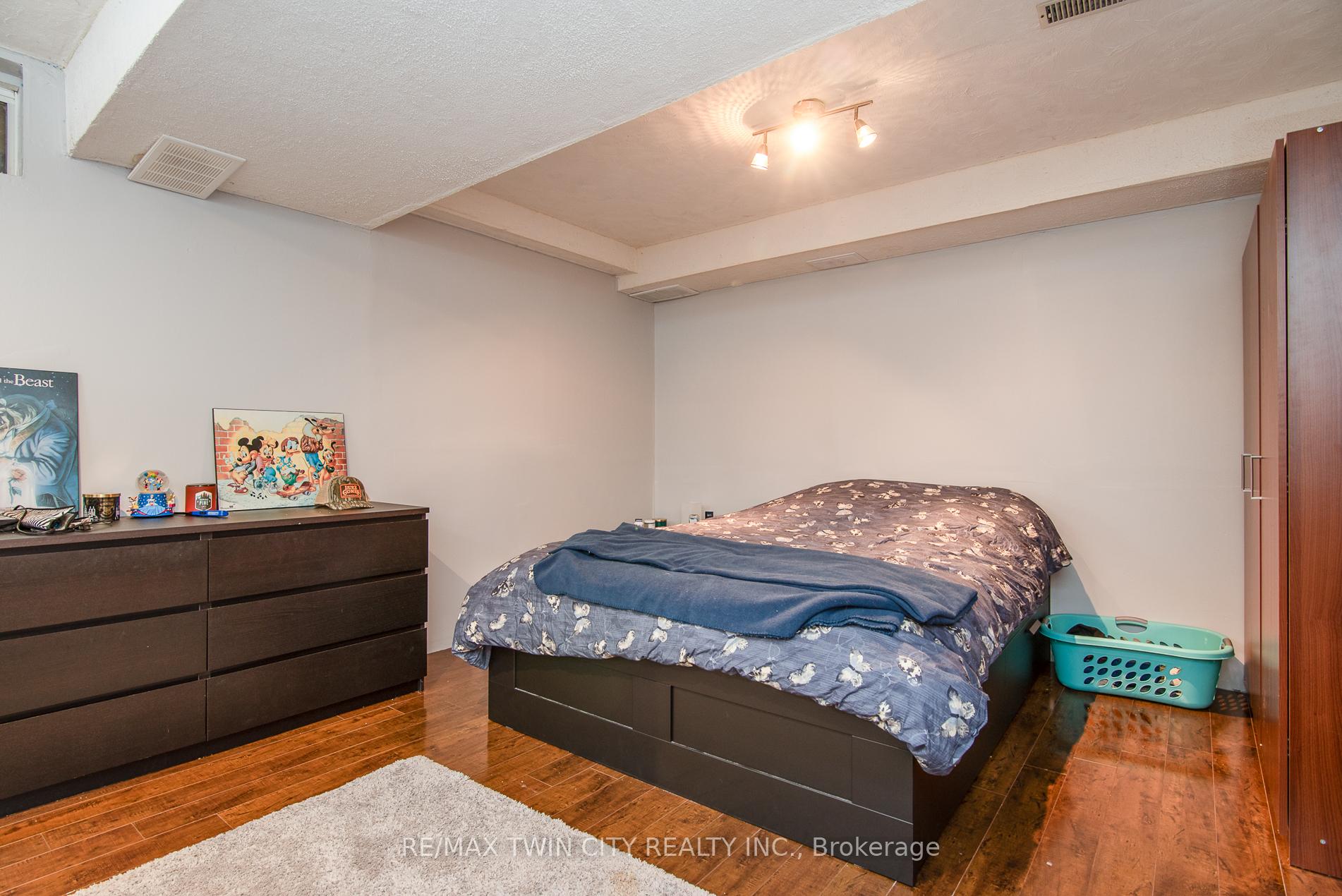 Photo 42 of 143 Activa Avenue, Kitchener — HOMEH