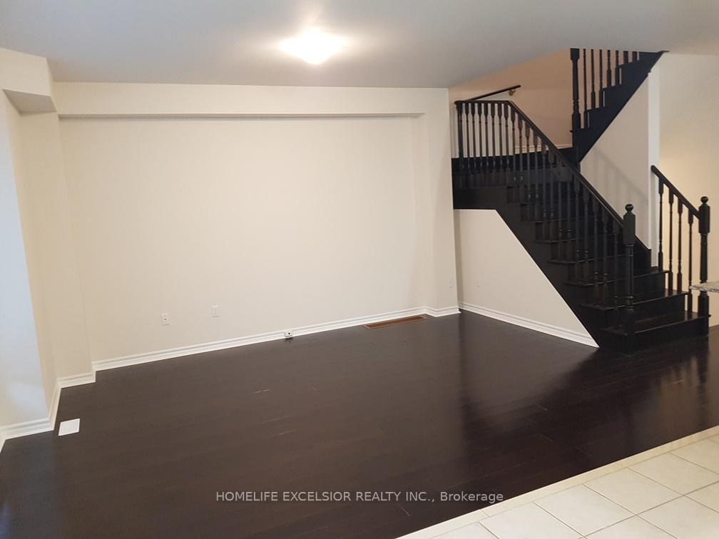 Photo 10 of 723 Hammersly Boulevard, Markham, Wismer — HOMEH